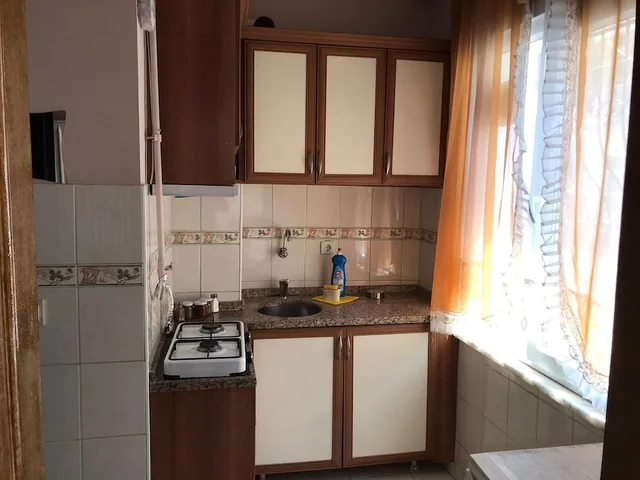 غرفة قياسية بسرير مزدوج وسرير فردي، Basak Apart Hotel 2/3