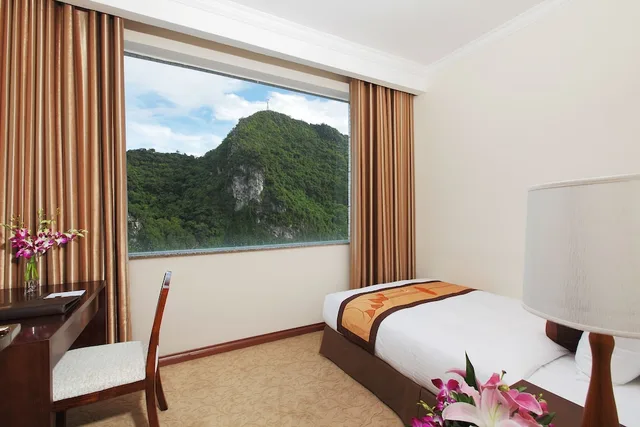 Family Suite, Double Bed, Ha Long Dc Hotel 2/2