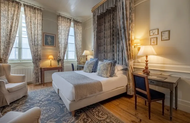 غرفة سوبيريور بسرير كوين، La Baronnie Hotel & Spa 3/10