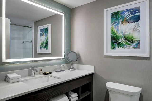 1 Bedroom, King Bed, Golf Course View, Kitchen، Hilton Vacation Club Bayside Resort Panama City Beach 2/2