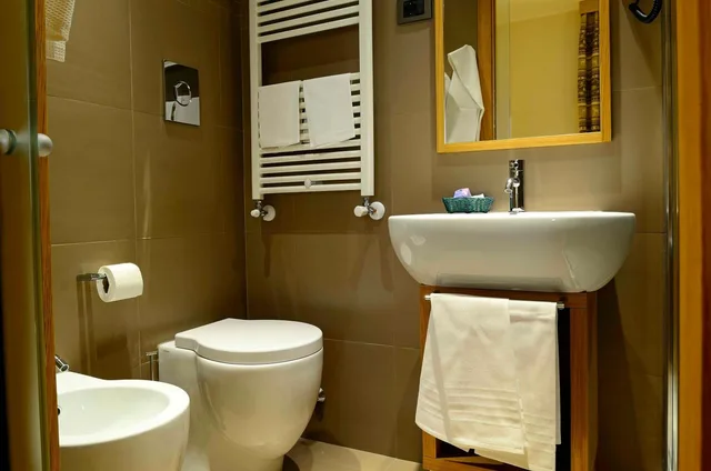 غرفة ثلاثية، Nido Dell Aquila Hotel 5/8
