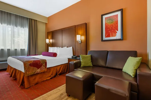 غرفة بسرير كينج لذوي الإعاقة، Best Western Plus Georgetown Corporate Center Hotel 3/4