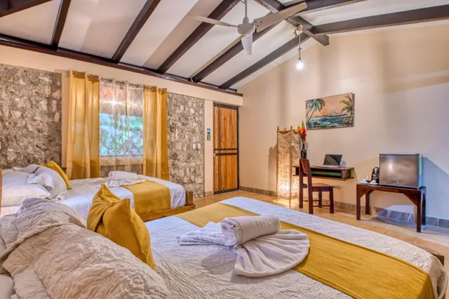 غرفة ديلوكس، Atlantida Lodge 1/5