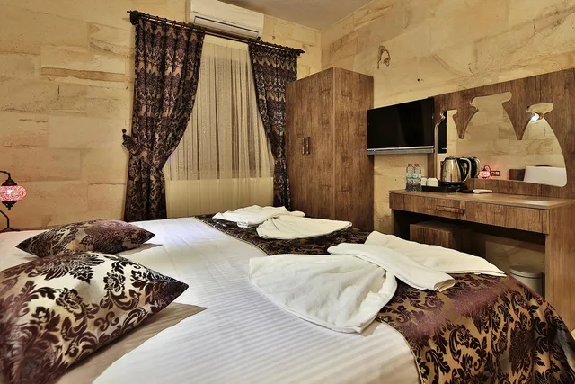 غرفة قياسية، Yusuf Bey House 1/1