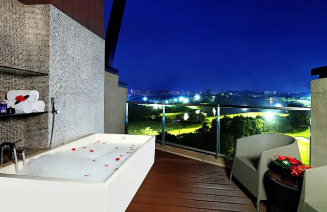 غرفة ديلوكس بسريرين منفصلين، Shenzhen Castle Hotel 6/6