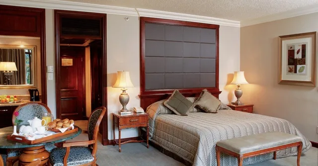 غرفة فاخرة عائلية، The Cascades Hotel At Sun City Resort 2/4