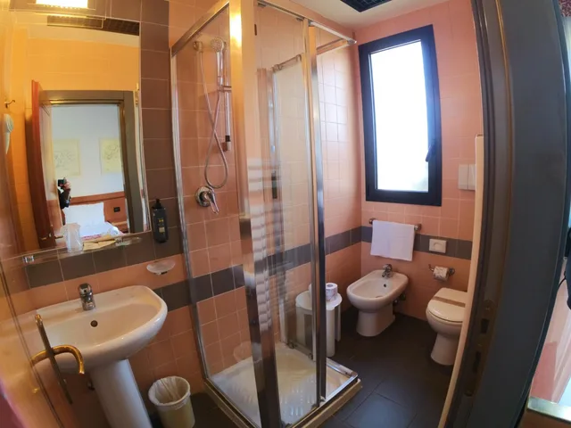 غرفة ديلوكس ثلاثية بإطلالة على البحر، Best Western Hotel Nettunia 9/10
