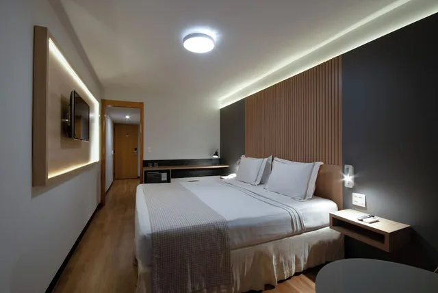 غرفة فاخرة بحوض استحمام، Mirasol Copacabana Hotel 6/10