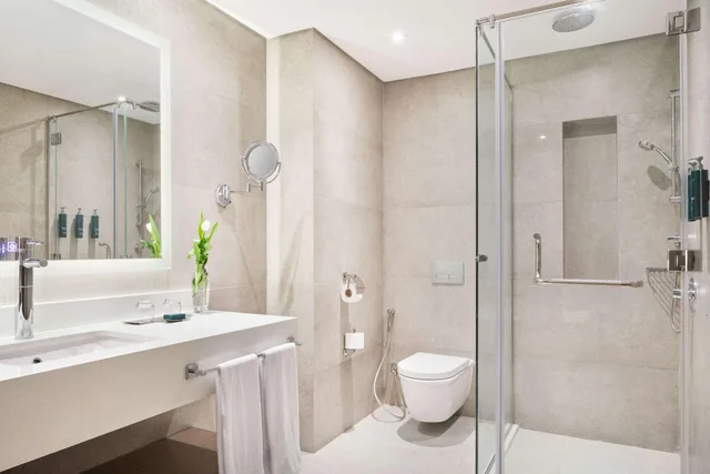 Premier, Double Bed, Hilton Pyramids Golf Resort 4/5