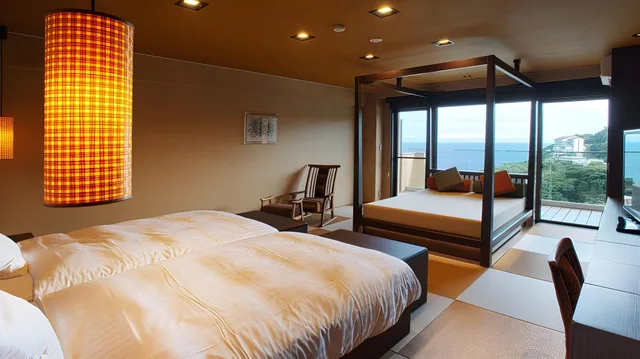 غرفة بسريرين منفصلين بإطلالة على البحر، Atagawa Prince Hotel 1/2