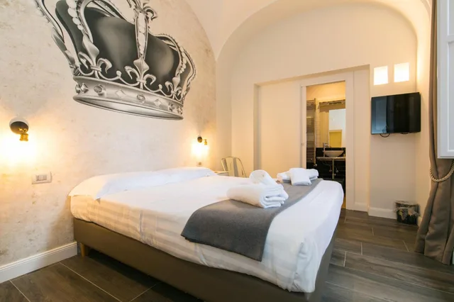غرفة ديلوكس بسرير كوين، Trevi Contemporary Suite 9/10