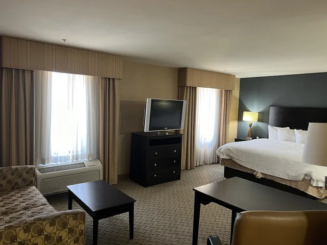 استوديو بسرير كينج، Hampton Inn And Suites Barstow 2/4