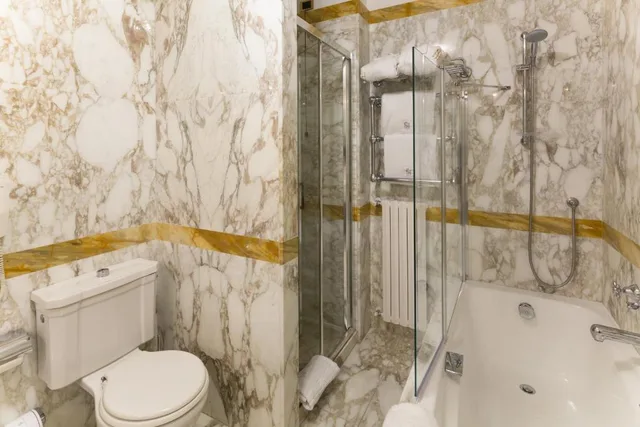 جناح جونيور بإطلالة على البحر، Imperiale Palace Hotel 5/6