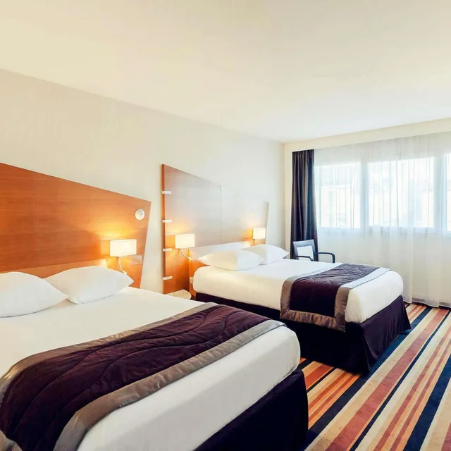 غرفة قياسية بسرير مزدوج بشرفة، MERCURE ORLEANS CENTRE 3/9