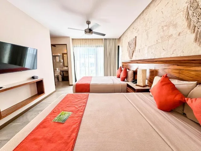 Comfort, Suite, Multiple Beds، Grand Fifty Suites 9/10