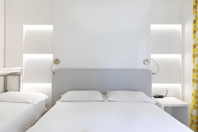 Triple Room, B&B Hotel Savona 2/7