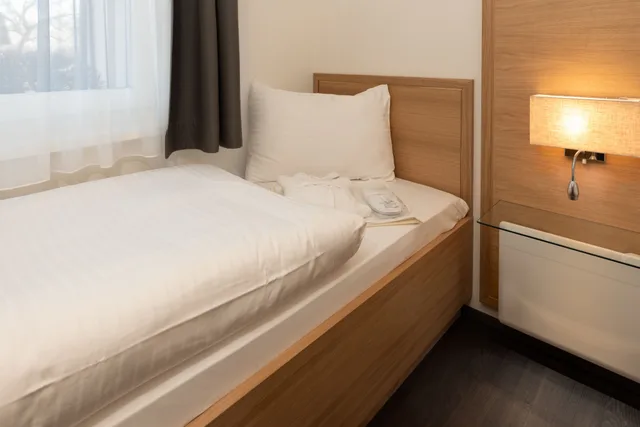 2 Bedrooms, Deluxe, Bungalow, Queen and Twin Beds, Sofa, VILA VITA Pannonia 1/2