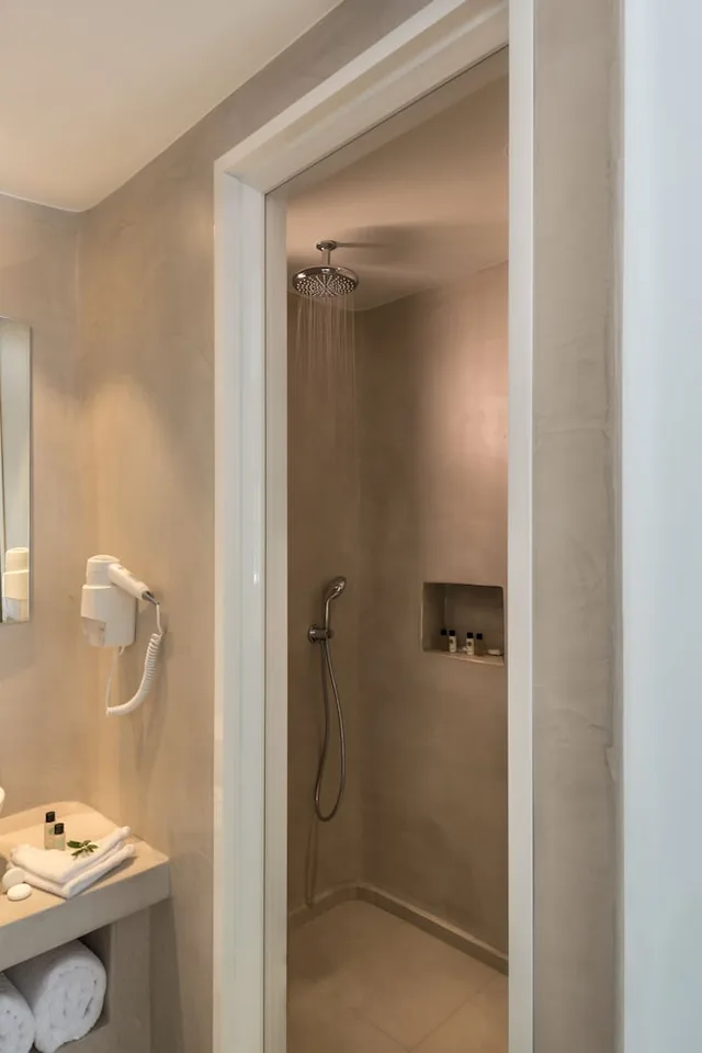 غرفة قياسية بسرير مزدوج، Strogili Hotel - Adults Only 4/4