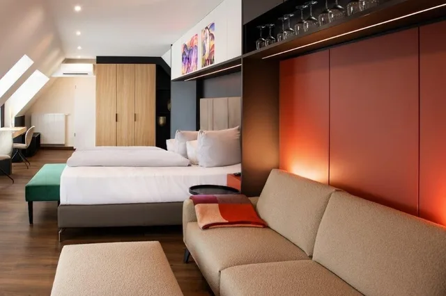 جناح استوديو سوبيريور بسرير كينج مع أريكة، Design & Kunsthotel Munchen 3/4