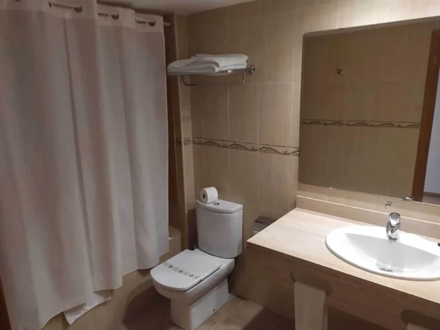 شقة بسريرين منفصلين بشرفة بغرفة نوم واحدة مع أريكة، Protur Floriana Resort Aparthotel 3/4