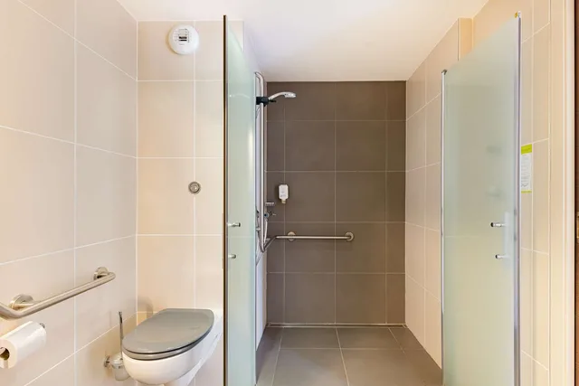 Standard, Twin Beds, ibis Styles Lyon Sud Brignais 2/3