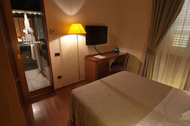 Room, French Bed, Small، Albergo Celide 9/10