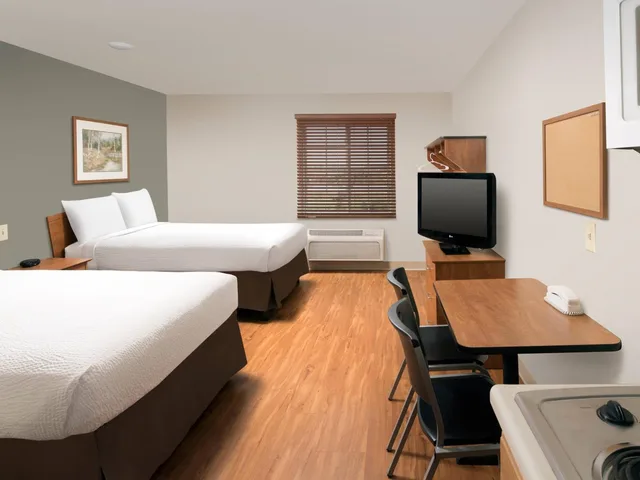 Room, 2 Double Beds, Extended Stay America Select Suites - Indianapolis - Greenwood 5/7