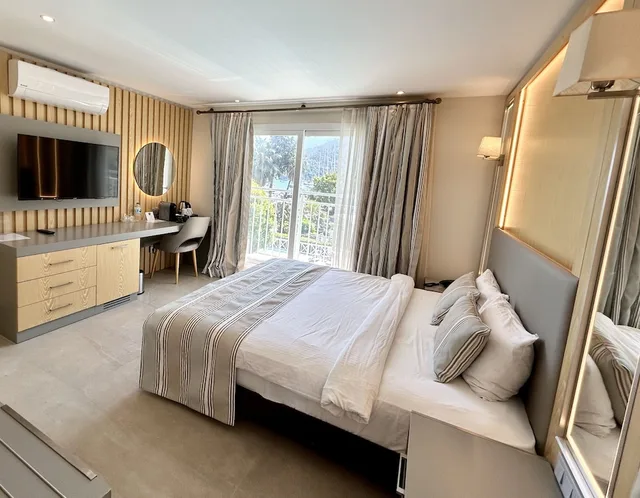 غرفة ديلوكس بسرير كينج، MARINA BOUTIQUE FETHIYE 1/10