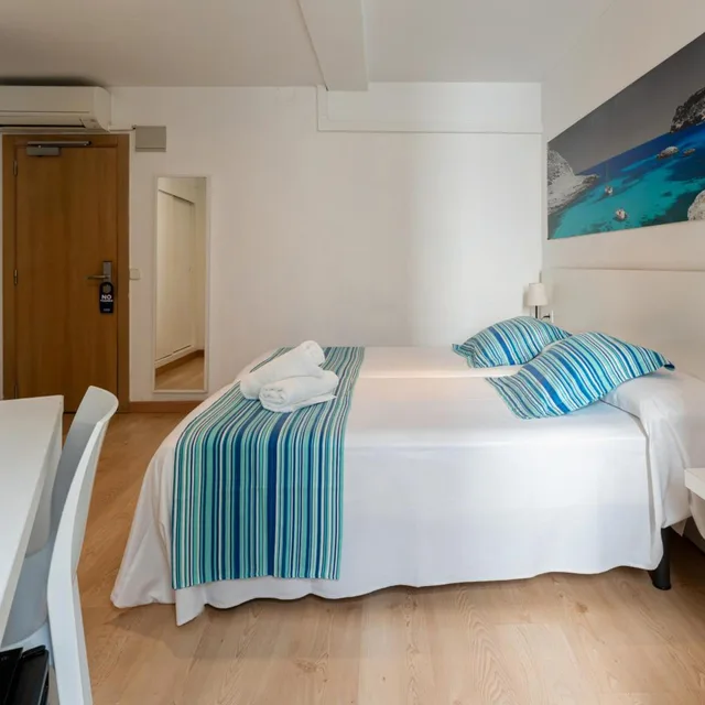 غرفة بسريرين منفصلين، Capri Hotel 1/10