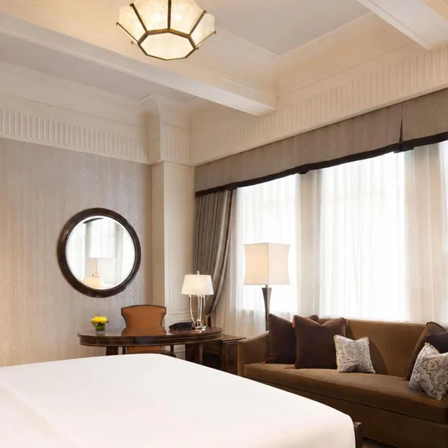 Fairmont Gold, Grand, Executive, King Bed، FAIRMONT PEACE HOTEL 3/6