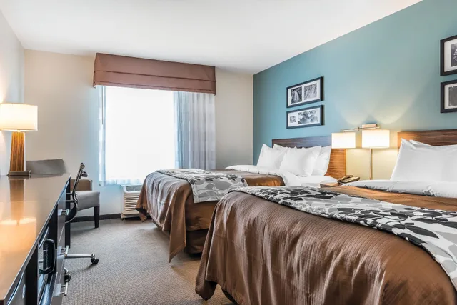 غرفة قياسية بسريرين كوين، Sleep Inn & Suites Cumberland 1/7