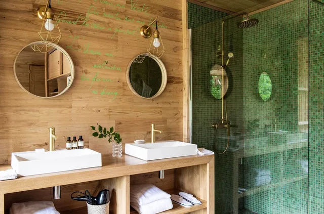 Design, Tara, Suite, King Bed, Hot Tub، LOIRE VALLEY LODGES - HOTEL 2/2
