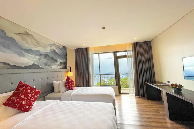 Renovated, Deluxe, Twin Beds, Lake View، Summit Ridge Tagaytay 3/10
