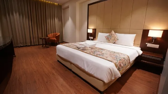 غرفة قياسية مفردة بسرير كوين، Pride Hotel Bhopal 1/1