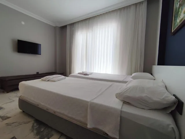 جناح، Sav-ir Suit Otel 8/10