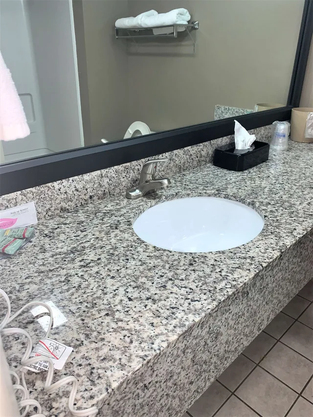 غرفة قياسية بسرير كينج، Best Western River City Hotel 4/4