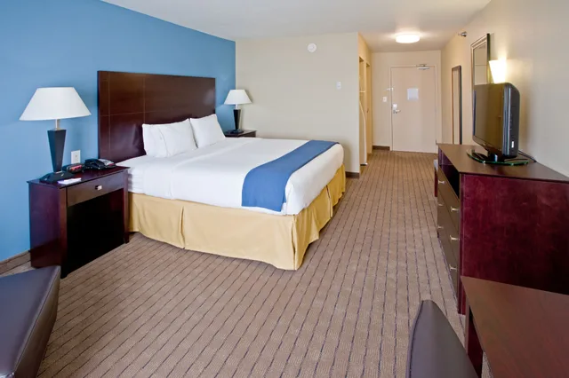 جناح بسرير كينج لذوي الإعاقة، Holiday Inn Express Hotel And Suites Shelbyville Indianapolis 3/6