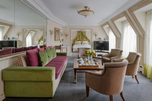 Josephine, Suite, Double or Twin Bed, Sofa, Living Area، Hotel Napoleon Paris 1/1