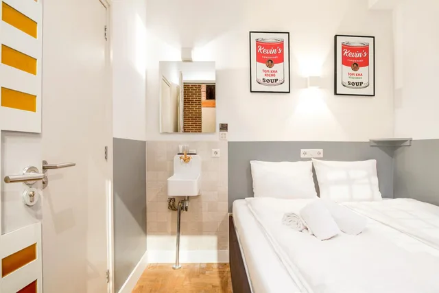 City, Queen Bed, Ground Floor، Hotel Not Hotel 2/4