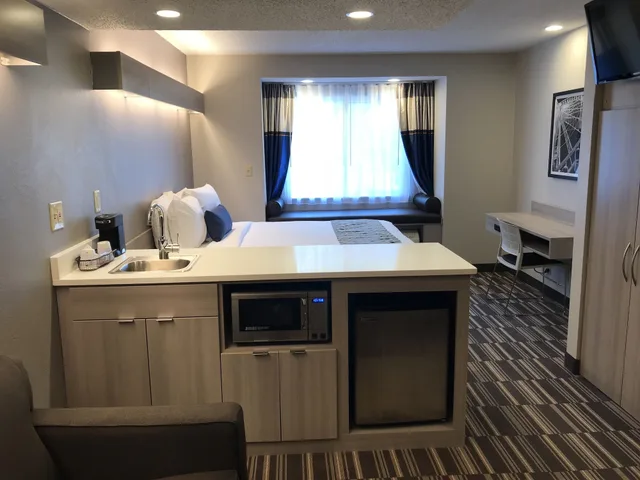 جناح استوديو بسرير كوين، Microtel Inn Suites By Wyndham Atlanta Buckhead Area 3/4