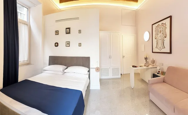 Alma Regina Relais، San Lorenzo، نابولي 14/50