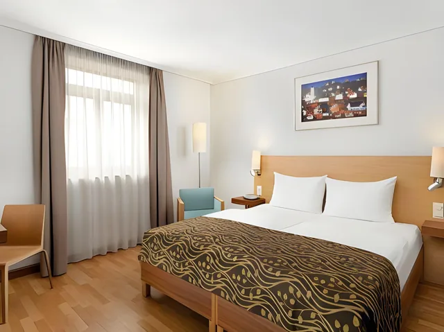 غرفة قياسية بسرير كينج وسريرين منفصلين، Hotel Bristol Budapest 1/1