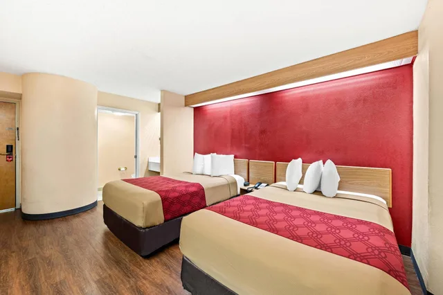 غرفة قياسية بسرير مزدوج، Econo Lodge London North 3/7