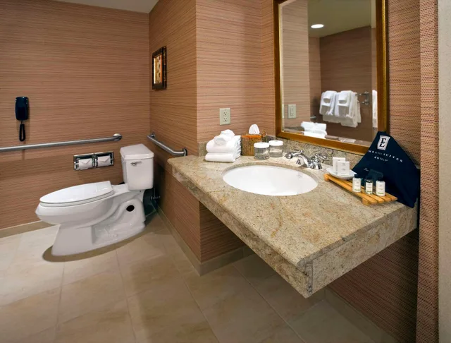 Suite, King Bed, Embassy Suites by Hilton Loveland Hotel Conference Center and Spa 3/4