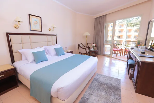 Room, Double or Twin Bed, Lateral Side Sea View، Sea Star Beau Rivage 2/6
