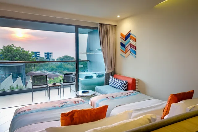 SIS Over The Sea، The SIS Kata Resort - Adults Only 2/9