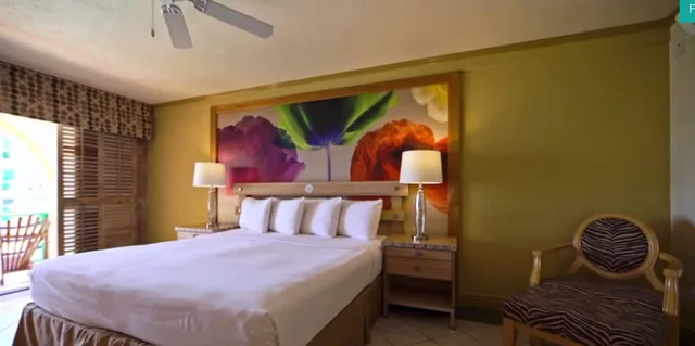 غرفة قياسية بسرير كينج بإطلالة على البحر، Accra Beach Hotel and Resort 1/3