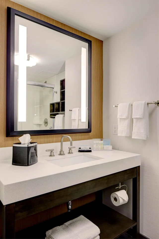 غرفة بسرير مزدوج، Hampton Inn Brooklyn Hotel 2/4