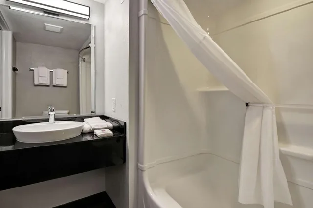 2 Full Beds - Smoking, Kitchen، Studio 6 Extended Stay - Jacksonville, FL - Baymeadows 5/6