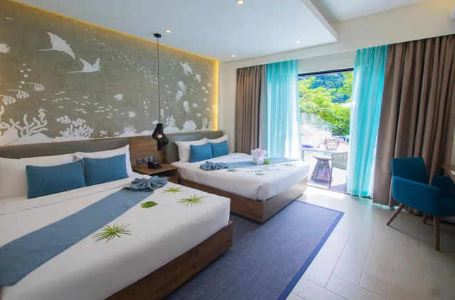 Grand, Premier, Pool Access، Fairways And Bluewater Newcoast Boracay 1/3